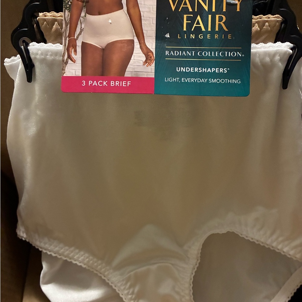 Vanity Fair Radiant Collection Undershaper Briefs - 3 pack size small
